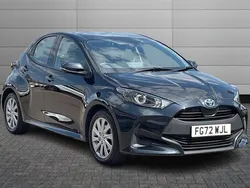 Eclipse black Used 2022 Toyota Yaris Hybrid Hatchback | £15,699 (Good price)