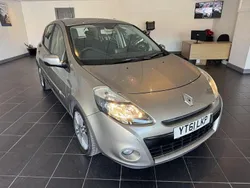 Beige Used 2011 Renault Clio II Dynamique Hatchback | £3,195 (Fair price)