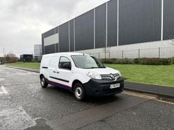 White Used 2017 Renault Kangoo Business MPV | £5,490 (Fair price)
