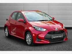 Scarlet flare Used 2023 Toyota Yaris Hybrid Hatchback | £16,995 (Fair price)