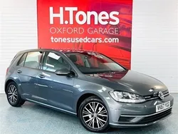 Grey Used 2017 VW Golf VII SE Hatchback | £11,995 (Fair price)