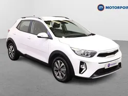 White New 2025 Kia Stonic 2 SUV | £19,499 (Fair price)