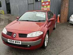 Red Used 2004 Renault Mégane Cabriolet Privilege Cabriolet | £1,595