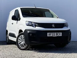 White Used 2022 Peugeot Partner Premium MPV | £12,150 (Fair price)