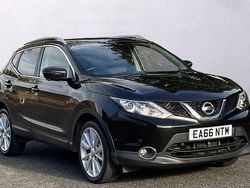 Black Used 2016 Nissan Qashqai Tekna SUV | £10,595 (Fair price)