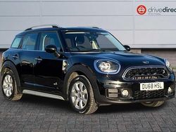 Paint solid Used 2018 Mini Cooper Countryman SUV | £12,850 (Fair price)