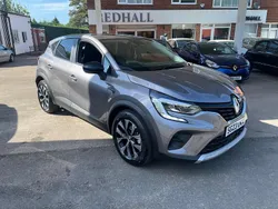 Grey Used 2023 Renault Captur Evolution SUV | £14,495 (Good price)