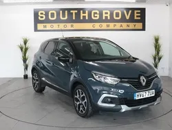 Blue/black Used 2017 Renault Captur Dynamique SUV | £7,298 (Fair price)