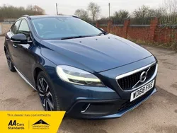 Blue Used 2018 Volvo V40 CC Pro Estate | £8,495 (Fair price)