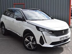 White Used 2023 Peugeot 5008 Allure+ MPV | £24,485 (Fair price)