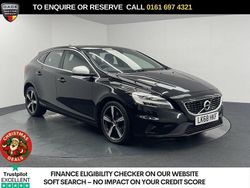 Black Used 2018 Volvo V40 R-Design Hatchback | £10,440 (Fair price)