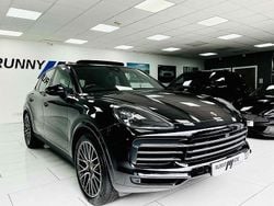 Black Used 2018 Porsche Cayenne SUV | £39,500 (Fair price)