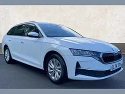 Moon white metallic New 2024 Skoda Octavia SE Technology Estate | £22,821 (Fair price)