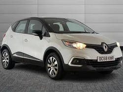 Unknown Used 2018 Renault Captur Play SUV | £7,790 (Fair price)
