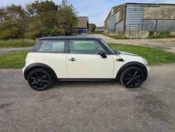 White Used 2010 Mini ONE Hatch Hatchback | £1,695 (Super price)