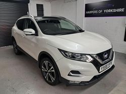 White Used 2019 Nissan Qashqai N-Connecta SUV | £8,795 (Good price)
