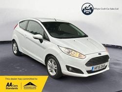 White Used 2015 Ford Fiesta Zetec Hatchback | £3,995 (Good price)