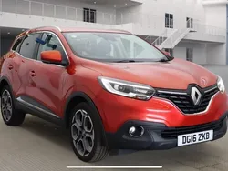 Red Used 2016 Renault Kadjar Dynamique SUV | £8,495 (Fair price)