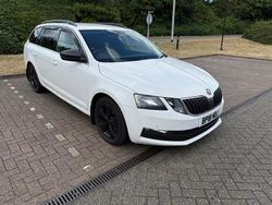 White Used 2018 Skoda Octavia SE Technology Estate | £2,940 (Super price)