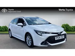 White Used 2024 Toyota Corolla Sport Estate | £23,588 (Fair price)