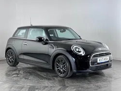 Black Used 2021 Mini Cooper Classic Hatchback | £15,300 (Fair price)