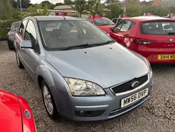 Blue Used 2007 Ford Focus Ghia Sedan | £695 (Fair price)