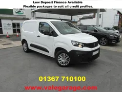 White Used 2021 Peugeot Partner MPV | £6,750 (Good price)