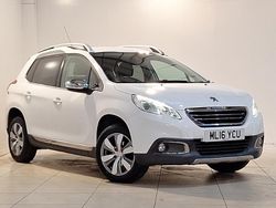 White Used 2016 Peugeot 2008 Allure SUV | £5,998 (Fair price)