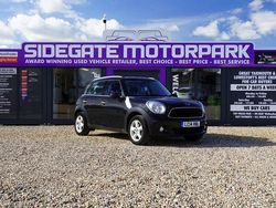 Black Used 2014 Mini One Countryman SUV | £6,725 (Fair price)