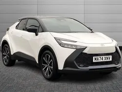 Pure white Used 2024 Toyota C-HR Design SUV | £27,995 (Fair price)