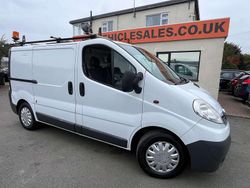 White Used 2014 Vauxhall Vivaro Van | £4,163 (Fair price)