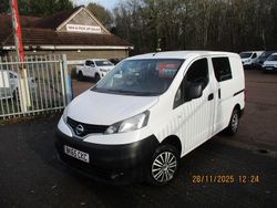 White Used 2015 Nissan NV200 Acenta Van | £5,995 (Fair price)