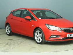 Red Used 2016 Vauxhall Astra SRi Hatchback | £4,595 (Good price)