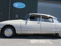 Beige Used 1971 Citroën DS Sedan | £21,950