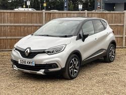 Silver/black Used 2018 Renault Captur Dynamique SUV | £7,800 (Good price)