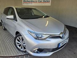 Used 2018 Toyota Auris Hybrid | £12,500 (Fair price)