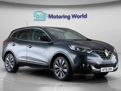 Grey Used 2018 Renault Kadjar Signature SUV | £11,300 (Fair price)