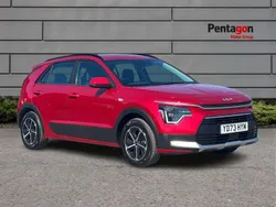 Red Used 2023 Kia Niro 2 SUV | £21,322 (Fair price)