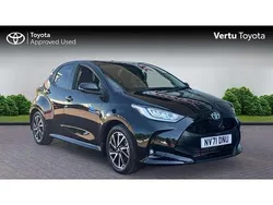 Black Used 2021 Toyota Yaris Hybrid Design Hatchback | £17,102 (Fair price)