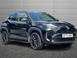 Eclipse black Used 2022 Toyota Yaris Cross Design SUV | £20,350 (Fair price)