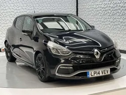 Black Used 2014 Renault Clio IV Hatchback | £6,800 (Fair price)