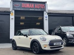 White Used 2015 Mini Cooper Hatch Hatchback | £5,495 (Fair price)