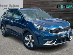Blue Used 2017 Kia Niro 2 SUV | £11,995 (Fair price)