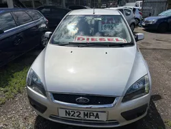 Silver Used 2007 Ford Focus Zetec Hatchback | £795 (Fair price)