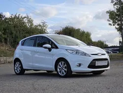 White Used 2010 Ford Fiesta Zetec Hatchback | £2,495 (Fair price)