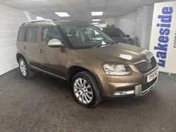 Brown Used 2015 Skoda Yeti SE SUV | £10,995 (Fair price)