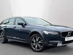 Used 2020 Volvo V90 CC Plus Estate | £25,699 (Fair price)