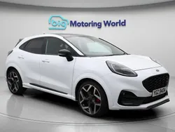 White Used 2023 Ford Puma Gen-E ST SUV | £19,800 (Fair price)