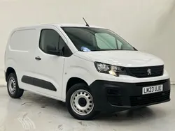 White Used 2023 Peugeot Partner Premium MPV | £13,058 (Fair price)