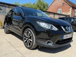 Black Used 2015 Nissan Qashqai Tekna SUV | £10,450 (Fair price)
